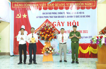 Sôi nổi ngày hội toàn dân bảo vệ ANTQ tại thôn 2, xã Đức Bồng, huyện Vũ Quang